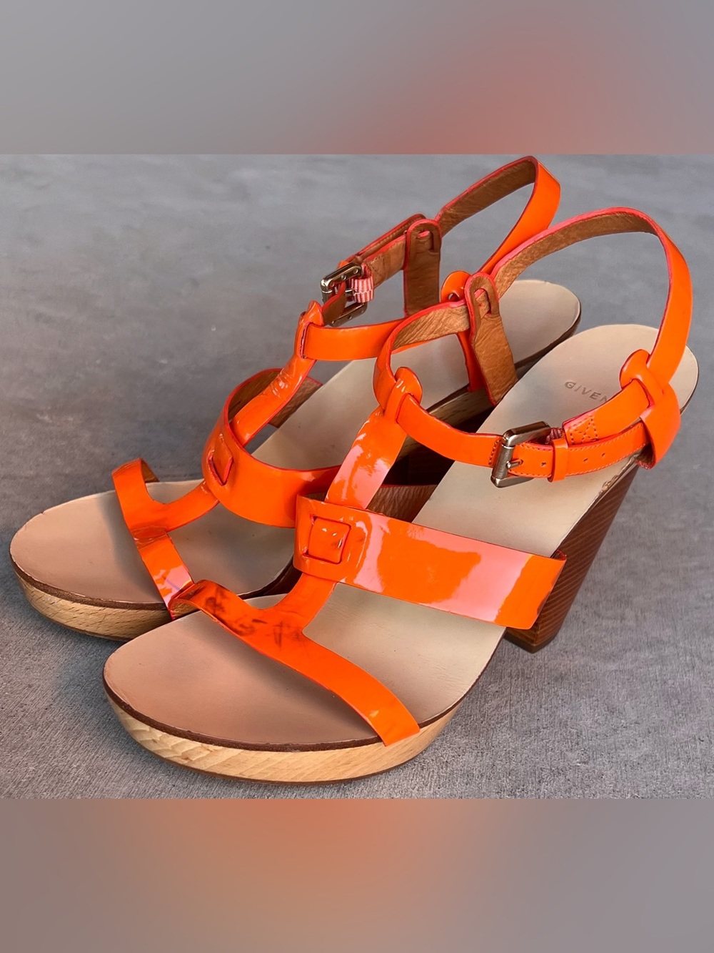 Givenchy Orange Patent Leather Wood Platform T-Strap Sandals Clog Heels Size 39